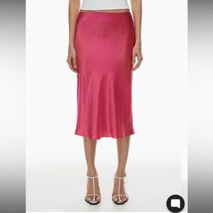 NWT Aritzia satin midi skirt